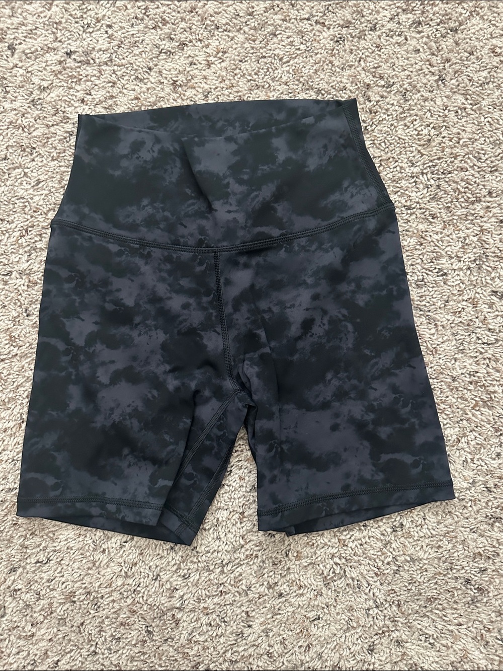 CRZ YOGA Black Tie-Dye High-Rise Bike Shorts